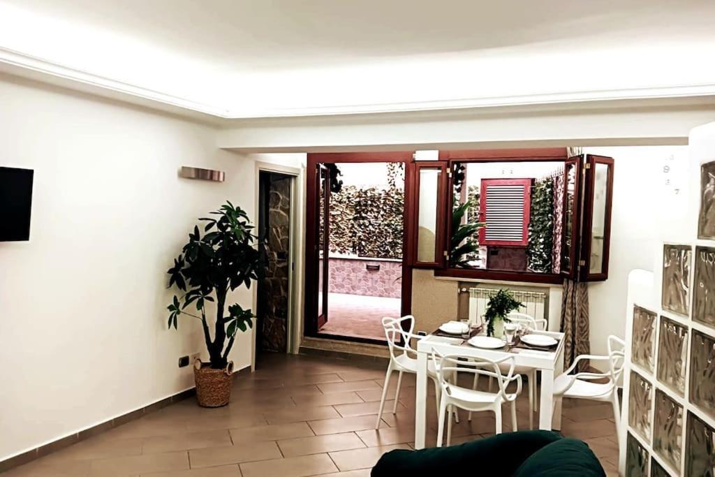 Borgo Loreto Naples Exterior photo